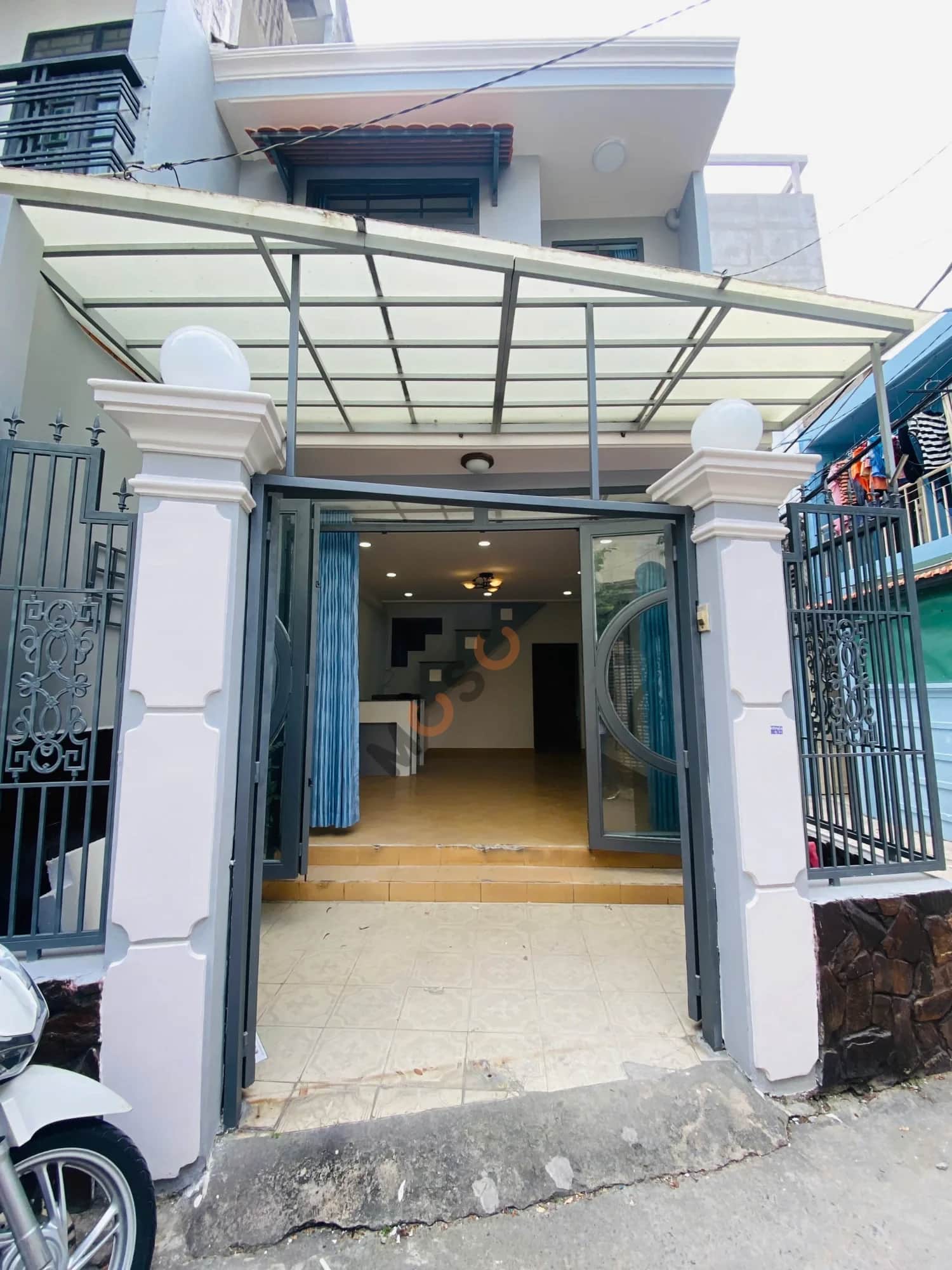 Bán nhà hẻm 94/10 Bùi Đình Tuý Quận Bình Thạnh, TP.HCM – 2 phòng ngủ, giá 6.8 tỷ Bán nhà hẻm 94/10 Bùi Đình Tuý Quận Bình Thạnh, TP.HCM – 2 phòng ngủ, giá 6.8 tỷ