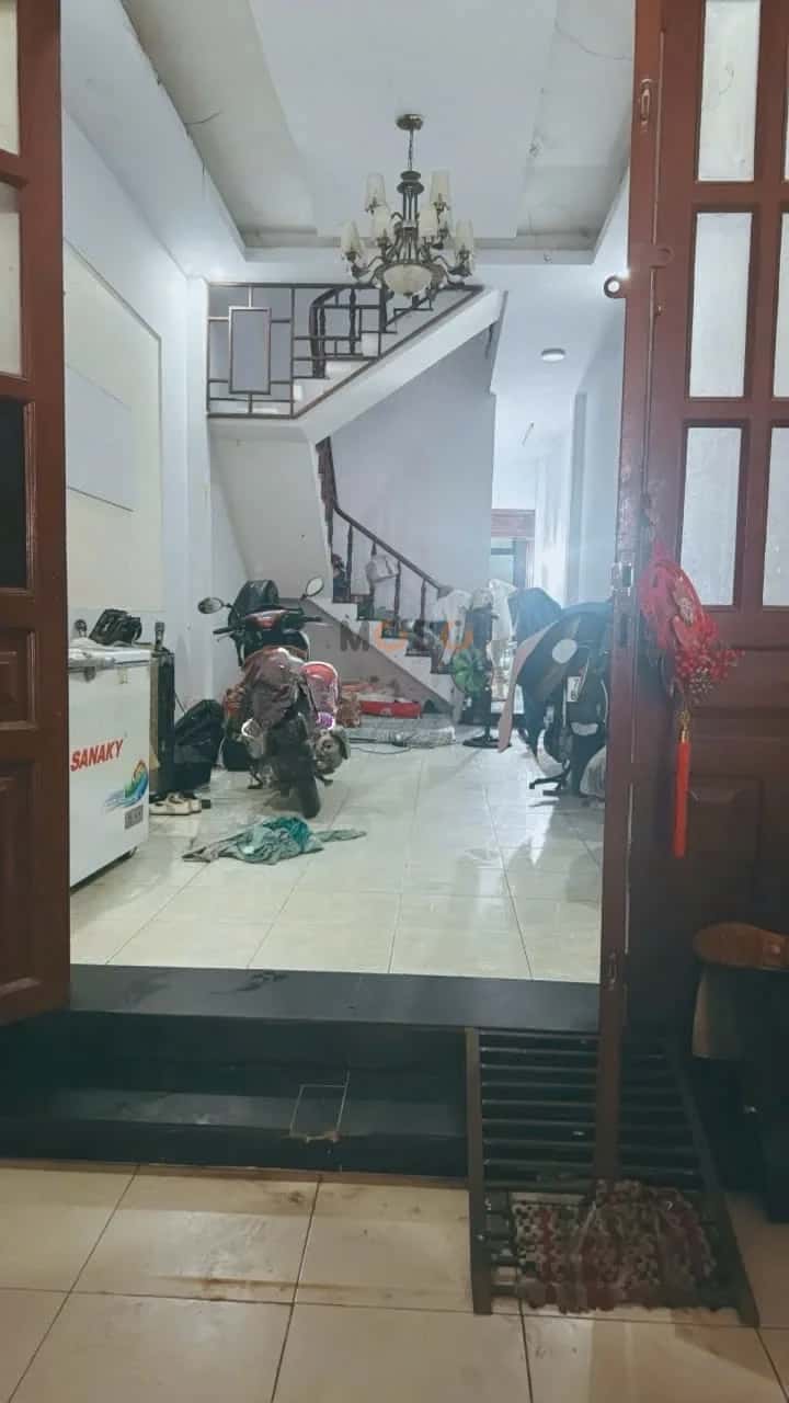 Bán nhà hẻm 143/66 Liên khu 5-6 Quận Bình Tân, TP.HCM – 3 phòng ngủ, giá 6.1 tỷ — Hình 3 Bán nhà hẻm 143/66 Liên khu 5-6 Quận Bình Tân, TP.HCM – 3 phòng ngủ, giá 6.1 tỷ — Hình 3