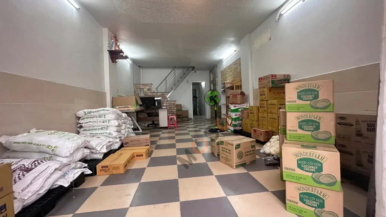 Bán nhà mặt tiền Lý Thánh Tông Quận Tân Phú, TP.HCM – 2 phòng ngủ, giá 6.4 tỷ — Hình 2 Bán nhà mặt tiền Lý Thánh Tông Quận Tân Phú, TP.HCM – 2 phòng ngủ, giá 6.4 tỷ — Hình 2