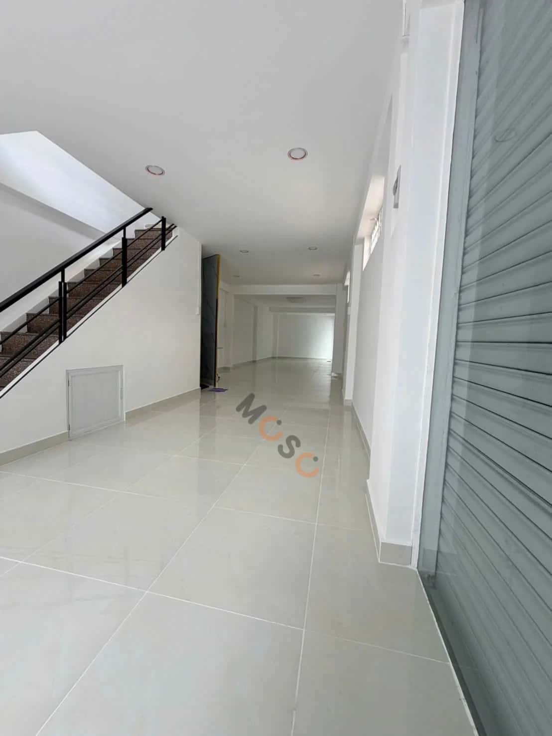Bán nhà mặt tiền 405A (1 phần) Sư Vạn Hạnh Quận 10, TP.HCM – 2 phòng ngủ, giá 34.5 tỷ — Hình 2 Bán nhà mặt tiền 405A (1 phần) Sư Vạn Hạnh Quận 10, TP.HCM – 2 phòng ngủ, giá 34.5 tỷ — Hình 2