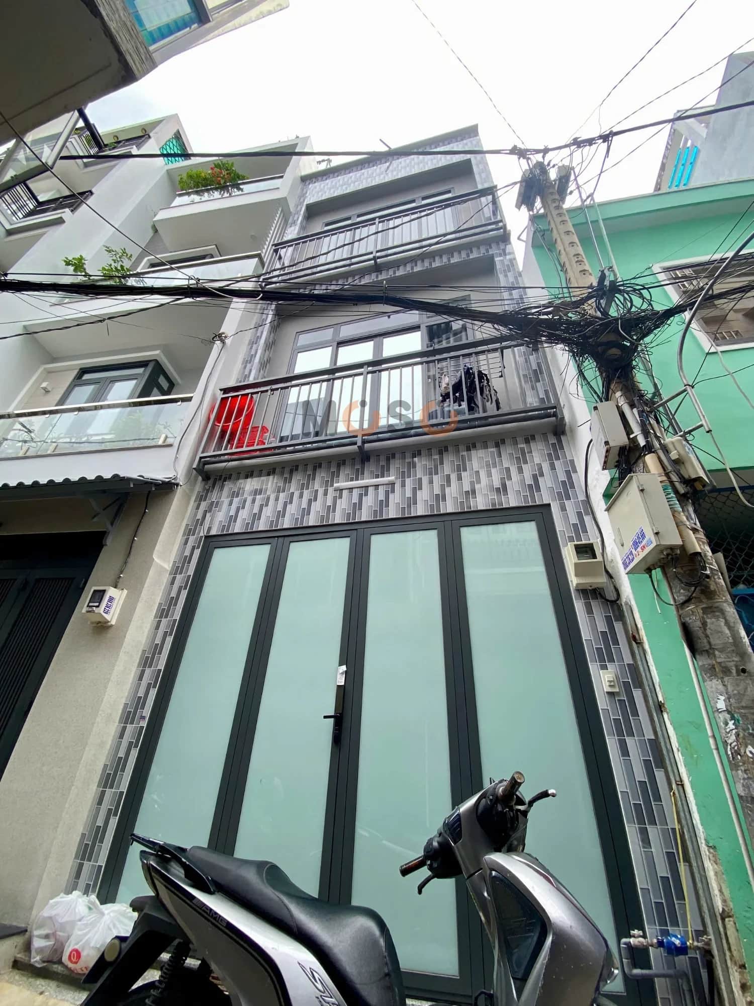 Bán nhà hẻm 870/24/9 Lạc Long Quân Quận Tân Bình, TP.HCM – 5 phòng ngủ, giá 6.9 tỷ Bán nhà hẻm 870/24/9 Lạc Long Quân Quận Tân Bình, TP.HCM – 5 phòng ngủ, giá 6.9 tỷ