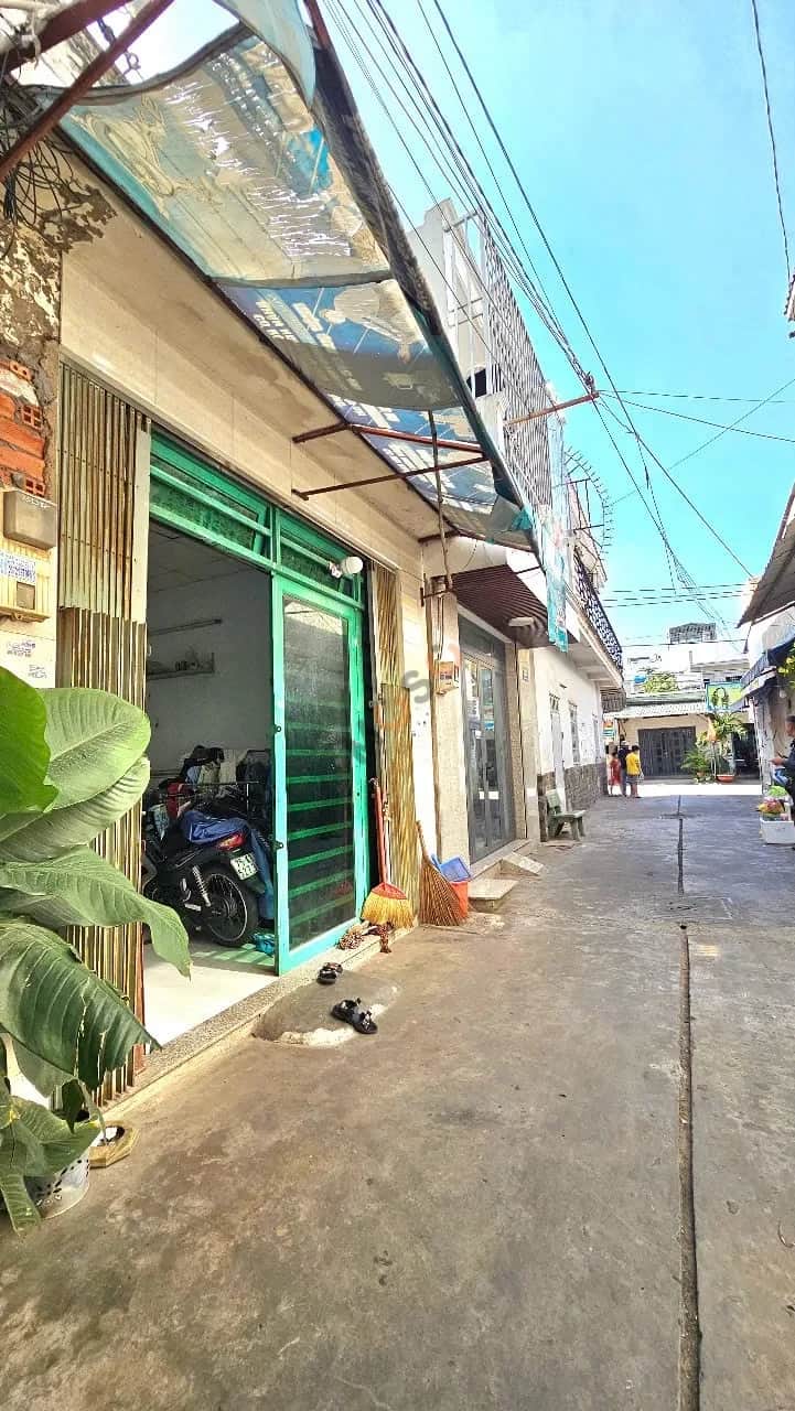 Bán nhà hẻm 28/4 đường số 15 Quận Bình Tân, TP.HCM – 1 phòng ngủ, giá 4.5 tỷ Bán nhà hẻm 28/4 đường số 15 Quận Bình Tân, TP.HCM – 1 phòng ngủ, giá 4.5 tỷ