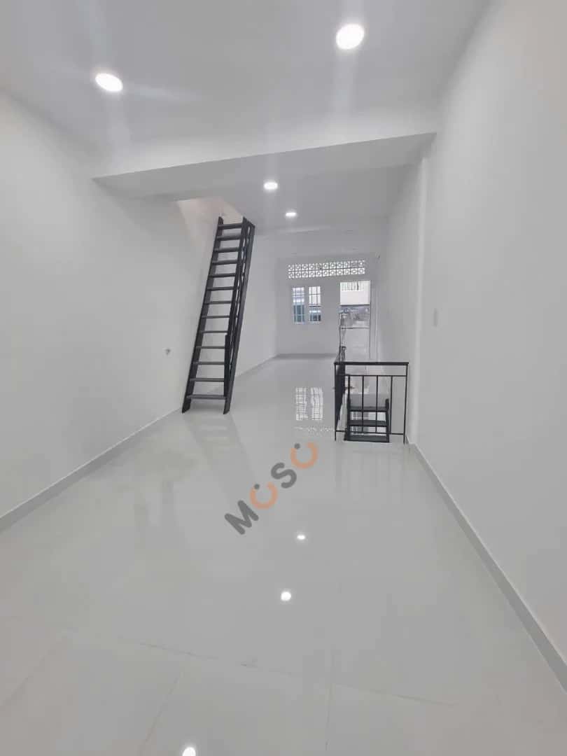 Bán nhà hẻm 120/53 Trần Hưng Đạo Quận 1, TP.HCM – 1 phòng ngủ, giá 6 tỷ — Hình 3 Bán nhà hẻm 120/53 Trần Hưng Đạo Quận 1, TP.HCM – 1 phòng ngủ, giá 6 tỷ — Hình 3