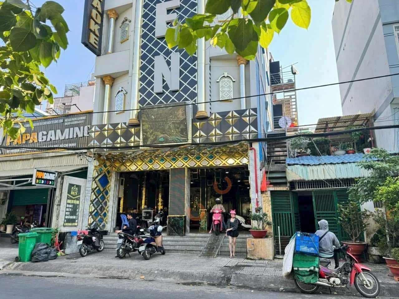 Bán nhà mặt tiền - 15 Đàm Thận Huy Quận Tân Phú, TP.HCM – 13 phòng ngủ, giá 24 tỷ — Hình 2 Bán nhà mặt tiền - 15 Đàm Thận Huy Quận Tân Phú, TP.HCM – 13 phòng ngủ, giá 24 tỷ — Hình 2