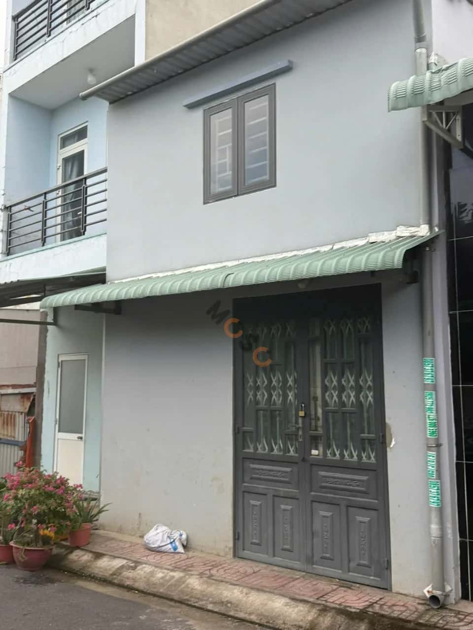 Bán nhà hẻm đường Bùi Tư Toàn Quận Bình Tân, TP.HCM – 3 phòng ngủ, giá 5.2 tỷ — Hình 2 Bán nhà hẻm đường Bùi Tư Toàn Quận Bình Tân, TP.HCM – 3 phòng ngủ, giá 5.2 tỷ — Hình 2