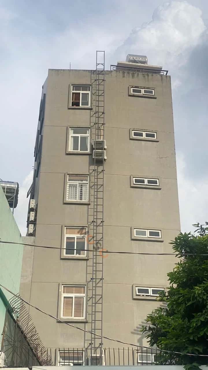 Bán nhà hẻm 145/12A Nguyễn Đình Chính Quận Phú Nhuận, TP.HCM – 13 phòng ngủ, giá 31 tỷ — Hình 2 Bán nhà hẻm 145/12A Nguyễn Đình Chính Quận Phú Nhuận, TP.HCM – 13 phòng ngủ, giá 31 tỷ — Hình 2