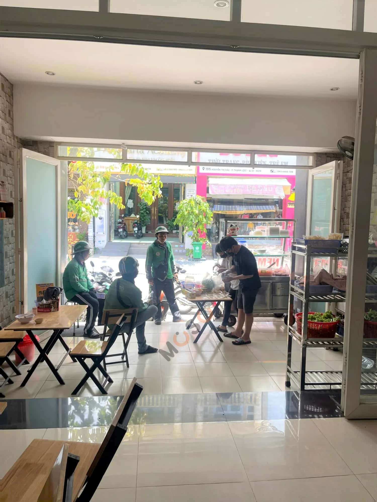 Bán nhà mặt tiền Nguyễn Thị Sáu Quận 12, TP.HCM – 3 phòng ngủ, giá 13 tỷ — Hình 3 Bán nhà mặt tiền Nguyễn Thị Sáu Quận 12, TP.HCM – 3 phòng ngủ, giá 13 tỷ — Hình 3