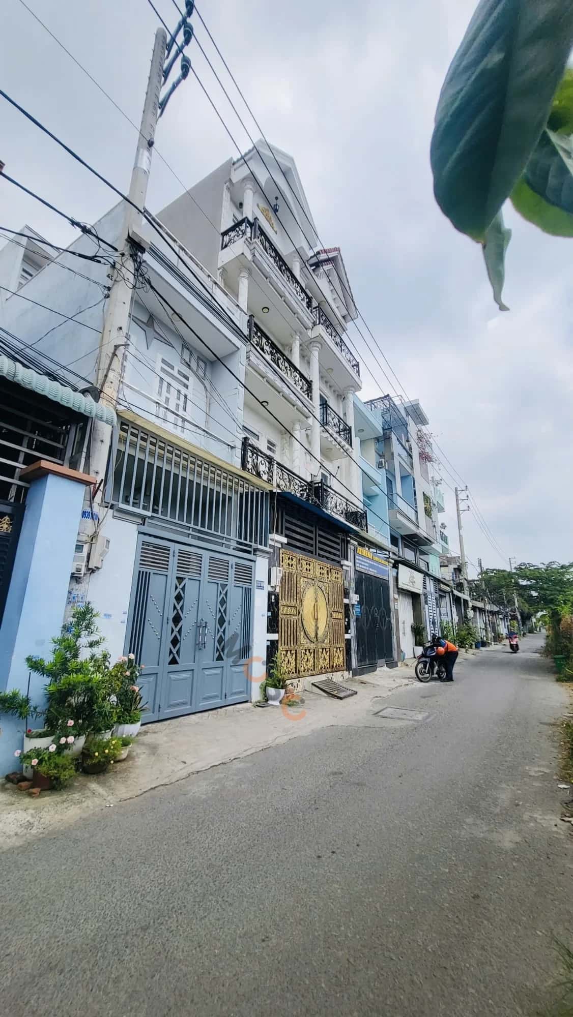 Bán nhà hẻm 1737/36 Quốc Lộ 1, khu phố 2A Quận 12, TP.HCM – 4 phòng ngủ, giá 5 tỷ — Hình 2 Bán nhà hẻm 1737/36 Quốc Lộ 1, khu phố 2A Quận 12, TP.HCM – 4 phòng ngủ, giá 5 tỷ — Hình 2