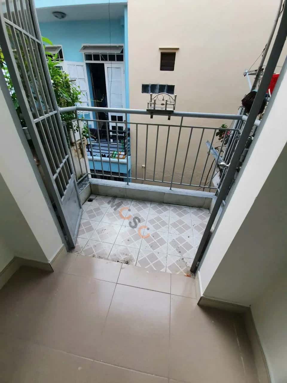 Bán nhà hẻm 34/34/19 Đường Nguyễn Duy Quận Bình Thạnh, TP.HCM – 2 phòng ngủ, giá 1.8 tỷ — Hình 2 Bán nhà hẻm 34/34/19 Đường Nguyễn Duy Quận Bình Thạnh, TP.HCM – 2 phòng ngủ, giá 1.8 tỷ — Hình 2
