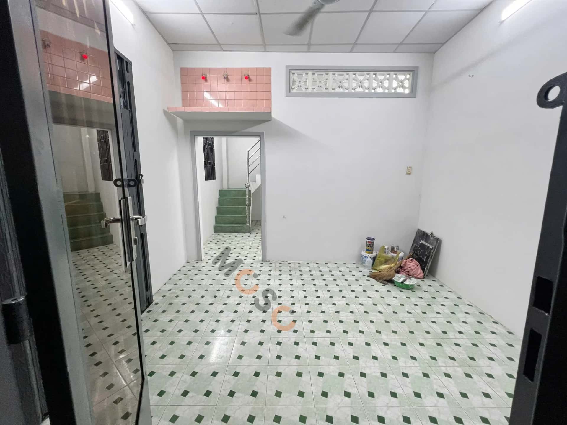 Bán nhà hẻm 1340/28 đường 3 tháng 2 Quận 11, TP.HCM – 2 phòng ngủ, giá 4.3 tỷ — Hình 2 Bán nhà hẻm 1340/28 đường 3 tháng 2 Quận 11, TP.HCM – 2 phòng ngủ, giá 4.3 tỷ — Hình 2