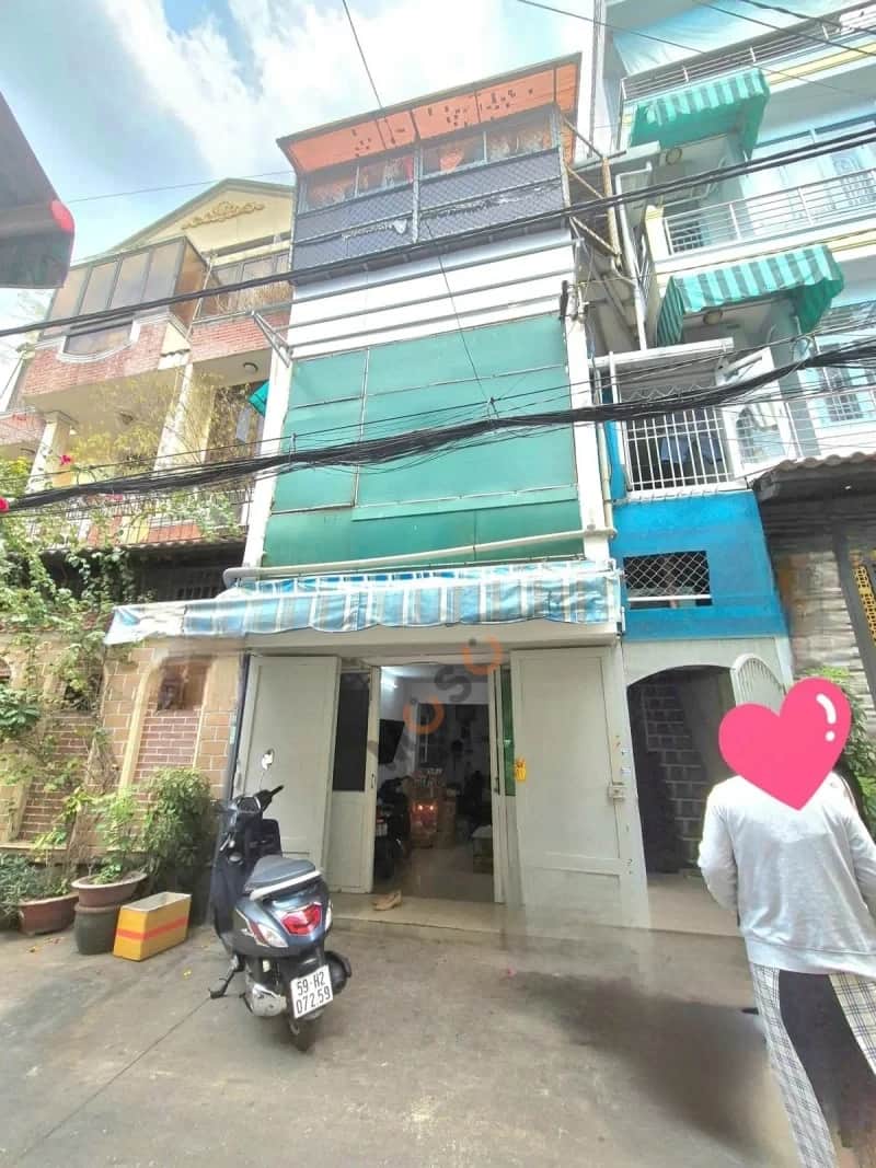 Bán nhà hẻm 985/24 Lạc Long Quân Quận Tân Bình, TP.HCM – 4 phòng ngủ, giá 7.2 tỷ Bán nhà hẻm 985/24 Lạc Long Quân Quận Tân Bình, TP.HCM – 4 phòng ngủ, giá 7.2 tỷ