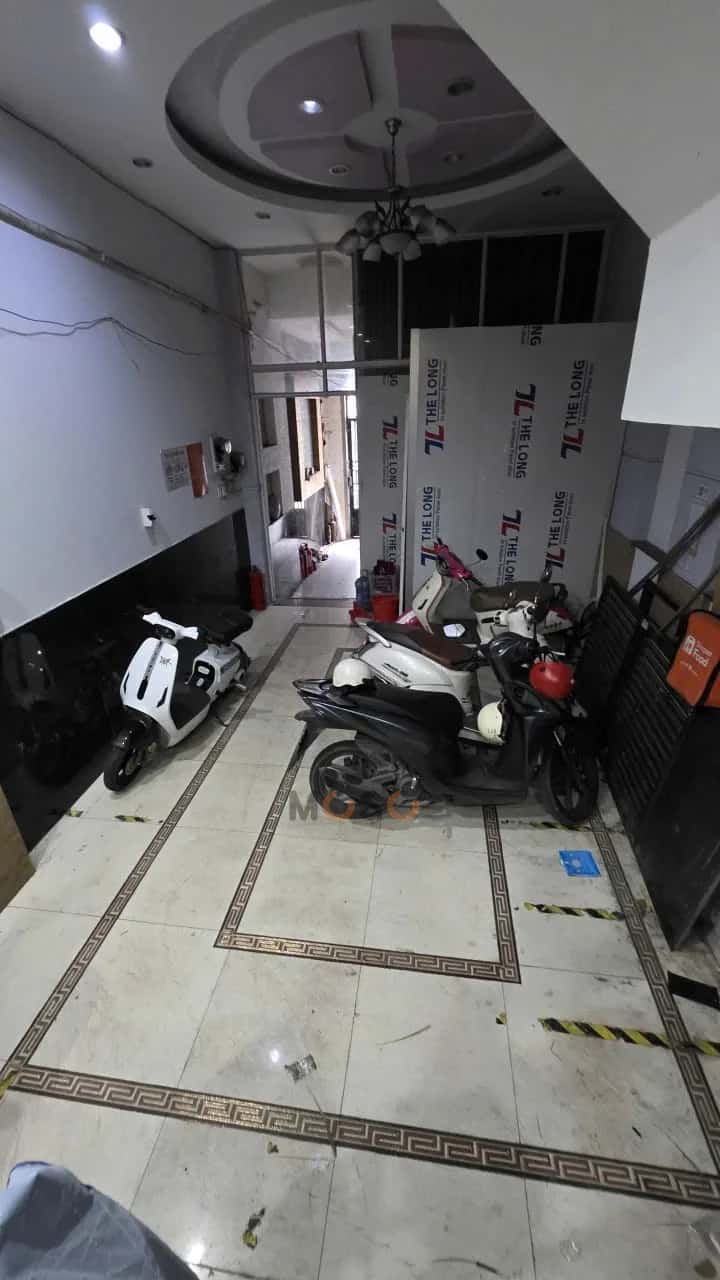 Bán nhà mặt tiền đường Số 8 Quận Bình Tân, TP.HCM – 9 phòng ngủ, giá 8.7 tỷ — Hình 2 Bán nhà mặt tiền đường Số 8 Quận Bình Tân, TP.HCM – 9 phòng ngủ, giá 8.7 tỷ — Hình 2