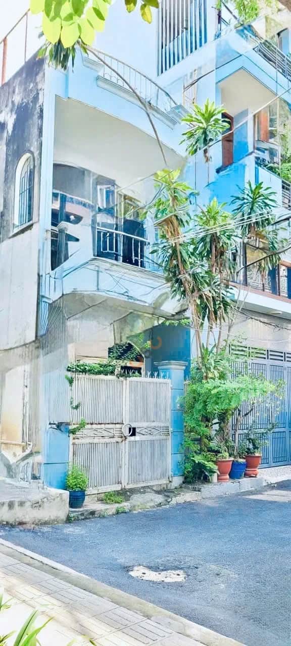 Bán nhà hẻm Hoàng Hoa Thám Quận Tân Bình, TP.HCM – 2 phòng ngủ, giá 21.5 tỷ Bán nhà hẻm Hoàng Hoa Thám Quận Tân Bình, TP.HCM – 2 phòng ngủ, giá 21.5 tỷ