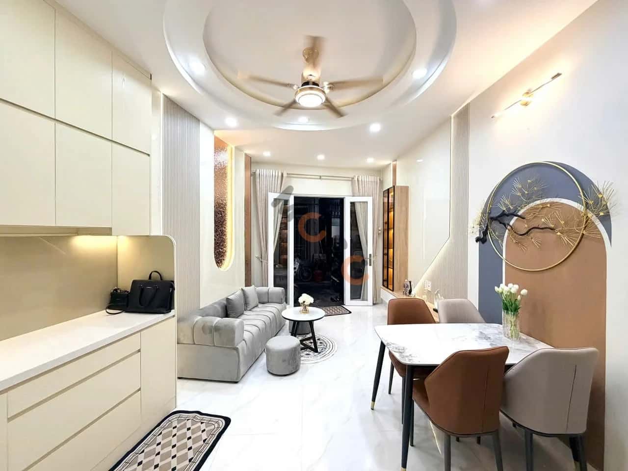 Bán nhà hẻm 61/10 Đường Nguyễn Bỉnh Khiêm Quận Gò Vấp, TP.HCM – 2 phòng ngủ, giá 5.3 tỷ — Hình 3 Bán nhà hẻm 61/10 Đường Nguyễn Bỉnh Khiêm Quận Gò Vấp, TP.HCM – 2 phòng ngủ, giá 5.3 tỷ — Hình 3