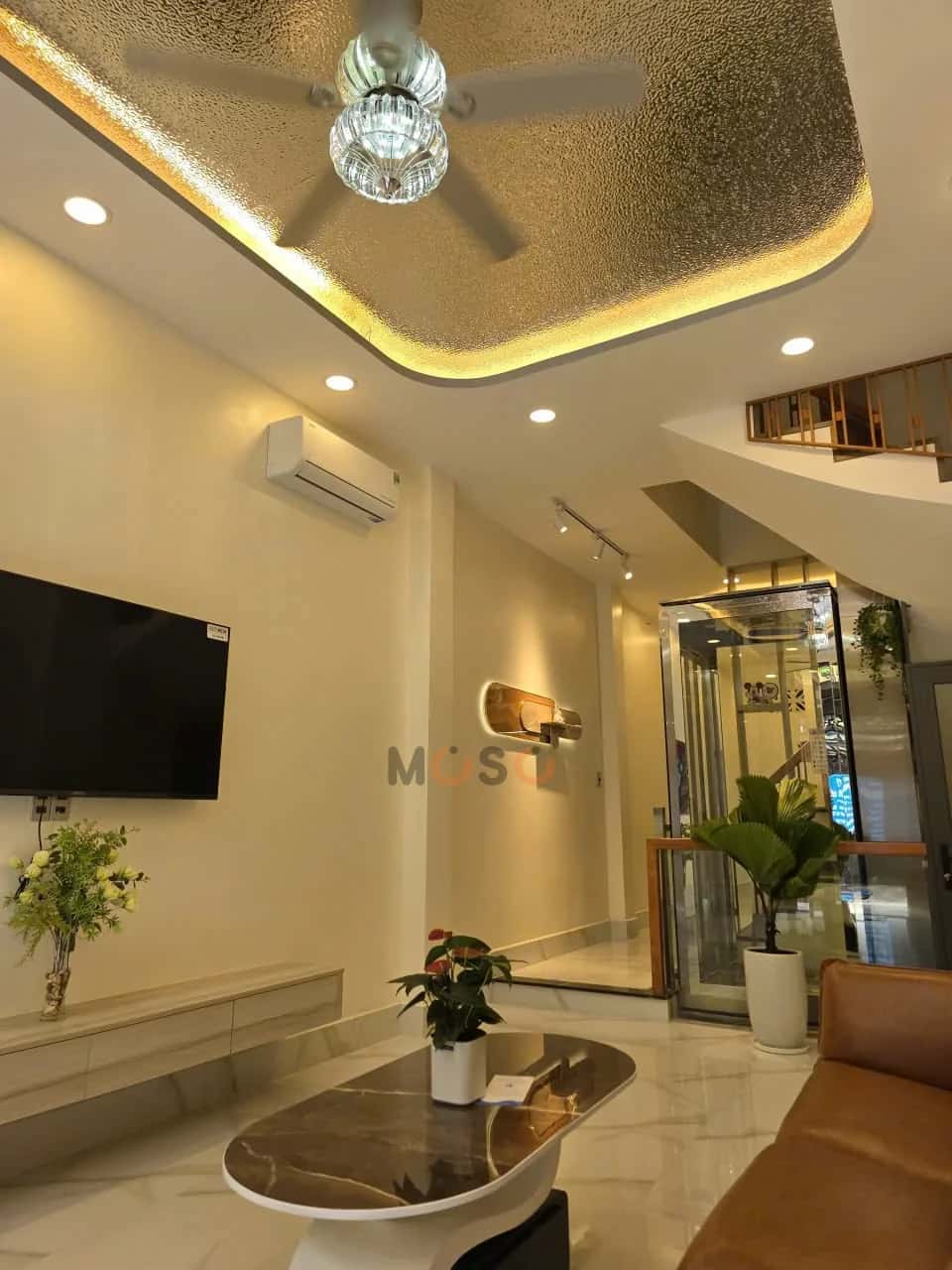 Bán nhà hẻm 305/31/17A Đường Lê Văn Sỹ Quận Tân Bình, TP.HCM – 5 phòng ngủ, giá 13.9 tỷ — Hình 3 Bán nhà hẻm 305/31/17A Đường Lê Văn Sỹ Quận Tân Bình, TP.HCM – 5 phòng ngủ, giá 13.9 tỷ — Hình 3