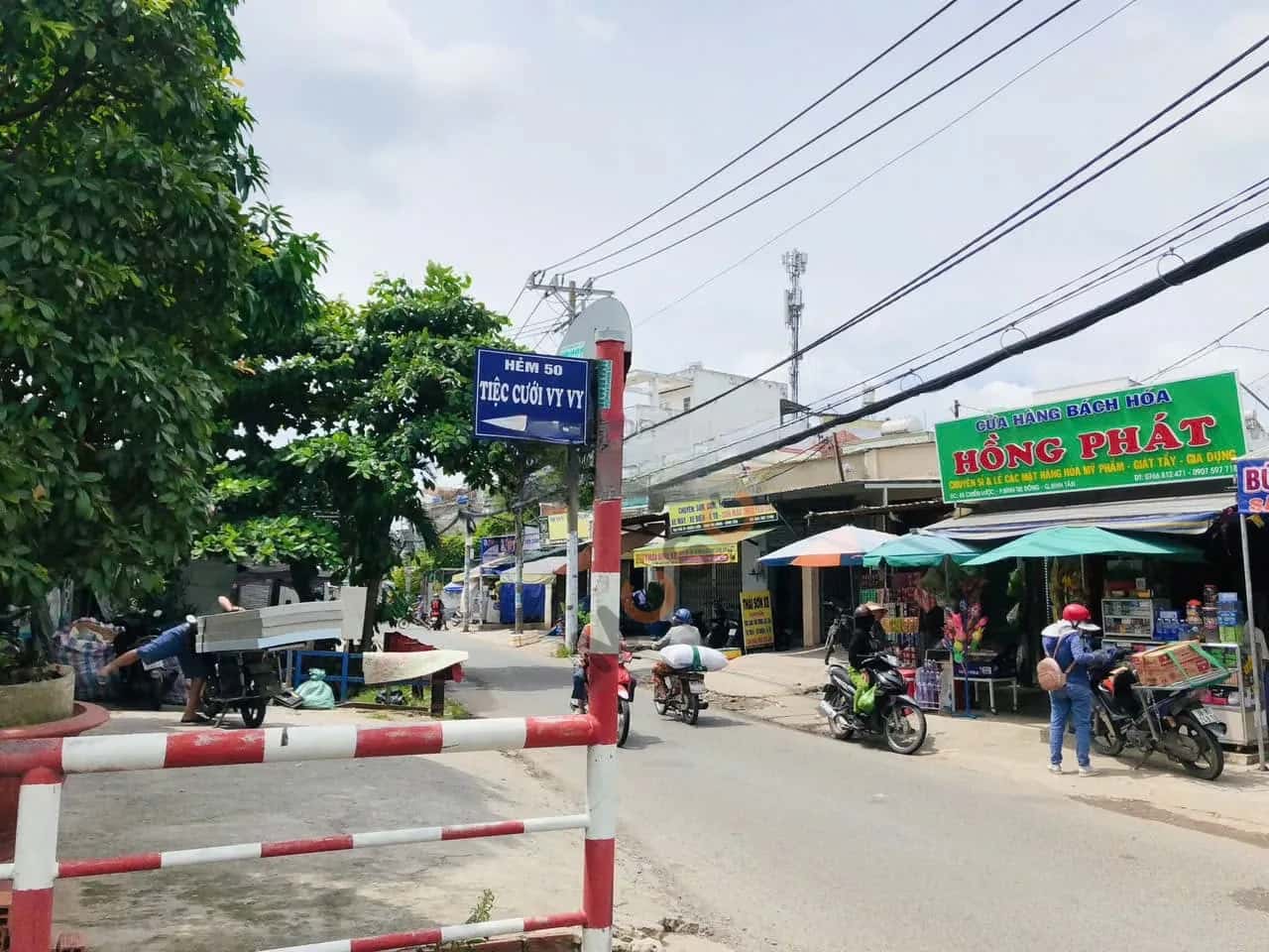 Bán nhà mặt tiền Chiến Lược Quận Bình Tân, TP.HCM – 7 phòng ngủ, giá 11 tỷ — Hình 3 Bán nhà mặt tiền Chiến Lược Quận Bình Tân, TP.HCM – 7 phòng ngủ, giá 11 tỷ — Hình 3