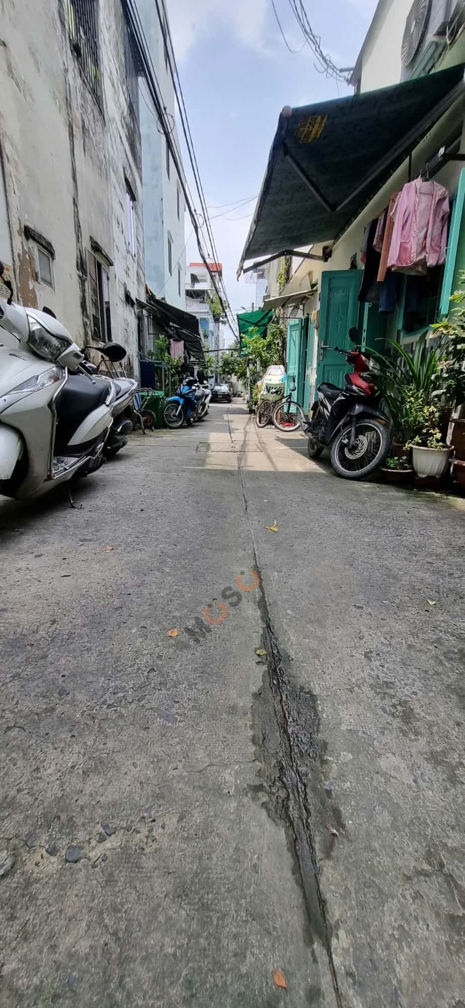 Bán nhà hẻm 130/25/13B Lê Đình Cẩn Quận Bình Tân, TP.HCM – 2 phòng ngủ, giá 3.6 tỷ — Hình 3 Bán nhà hẻm 130/25/13B Lê Đình Cẩn Quận Bình Tân, TP.HCM – 2 phòng ngủ, giá 3.6 tỷ — Hình 3