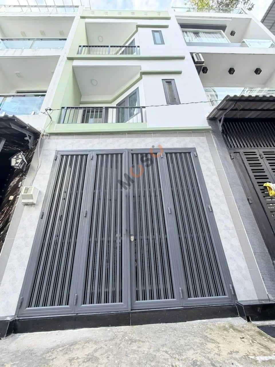 Bán nhà hẻm 14/4 Đường Đô Đốc Chấn Quận Tân Phú, TP.HCM – 3 phòng ngủ, giá 6.8 tỷ Bán nhà hẻm 14/4 Đường Đô Đốc Chấn Quận Tân Phú, TP.HCM – 3 phòng ngủ, giá 6.8 tỷ