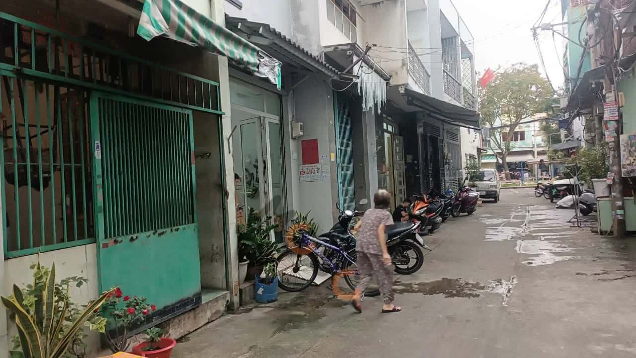 Bán nhà hẻm 26/9 Kênh Nước Đen Quận Bình Tân, TP.HCM – 2 phòng ngủ, giá 4.2 tỷ — Hình 2 Bán nhà hẻm 26/9 Kênh Nước Đen Quận Bình Tân, TP.HCM – 2 phòng ngủ, giá 4.2 tỷ — Hình 2