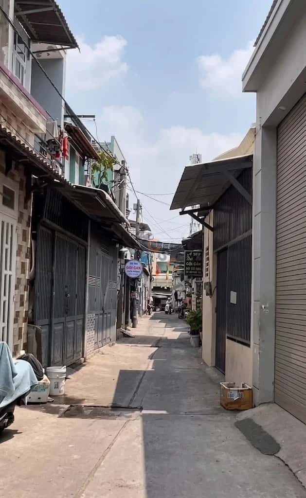 Bán nhà hẻm Bùi Dương Lịch Quận Bình Tân, TP.HCM – 2 phòng ngủ, giá 3 tỷ — Hình 3 Bán nhà hẻm Bùi Dương Lịch Quận Bình Tân, TP.HCM – 2 phòng ngủ, giá 3 tỷ — Hình 3