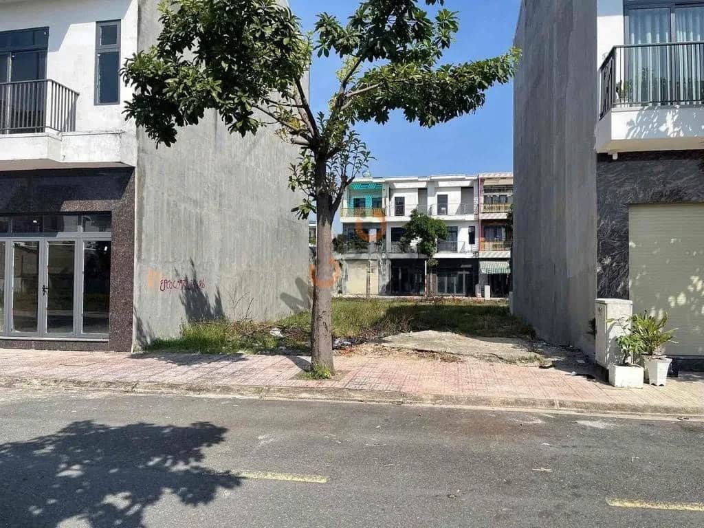 Bán đất Thửa 867 - tờ 184 đường N3 Khu dân cư Lê Phong Thành phố Thuận An, Bình Dương – giá 3.2 tỷ Bán đất Thửa 867 - tờ 184 đường N3 Khu dân cư Lê Phong Thành phố Thuận An, Bình Dương – giá 3.2 tỷ