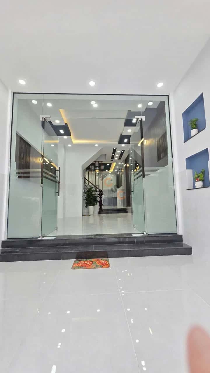Bán nhà mặt tiền đường số 8 Quận Bình Tân, TP.HCM – 6 phòng ngủ, giá 10.5 tỷ — Hình 2 Bán nhà mặt tiền đường số 8 Quận Bình Tân, TP.HCM – 6 phòng ngủ, giá 10.5 tỷ — Hình 2