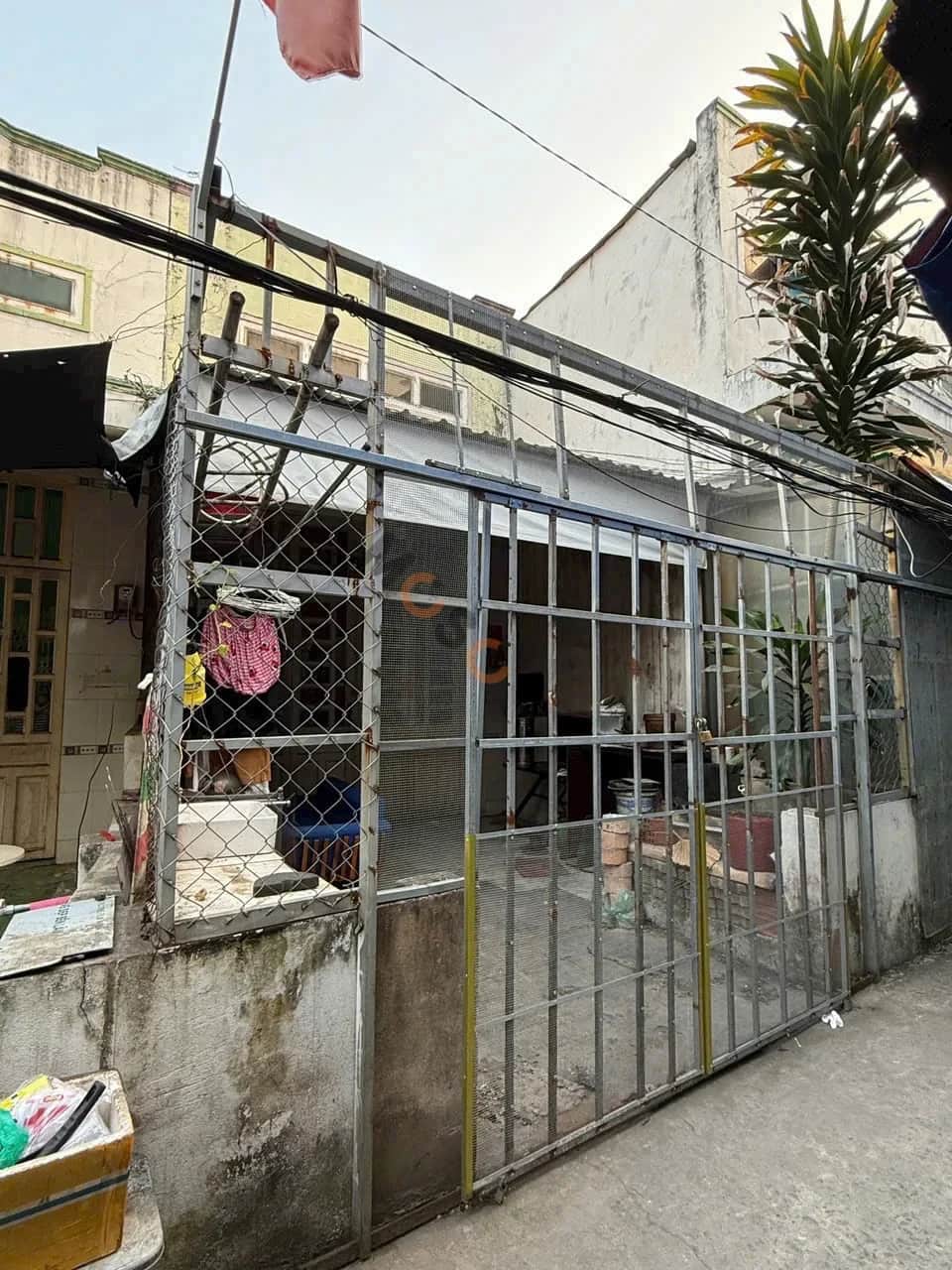Bán nhà hẻm Một phần nhà số 27/58/20/2 Đường Bùi Tư Toàn Quận Bình Tân, TP.HCM – 2 phòng ngủ, giá 3.5 tỷ Bán nhà hẻm Một phần nhà số 27/58/20/2 Đường Bùi Tư Toàn Quận Bình Tân, TP.HCM – 2 phòng ngủ, giá 3.5 tỷ