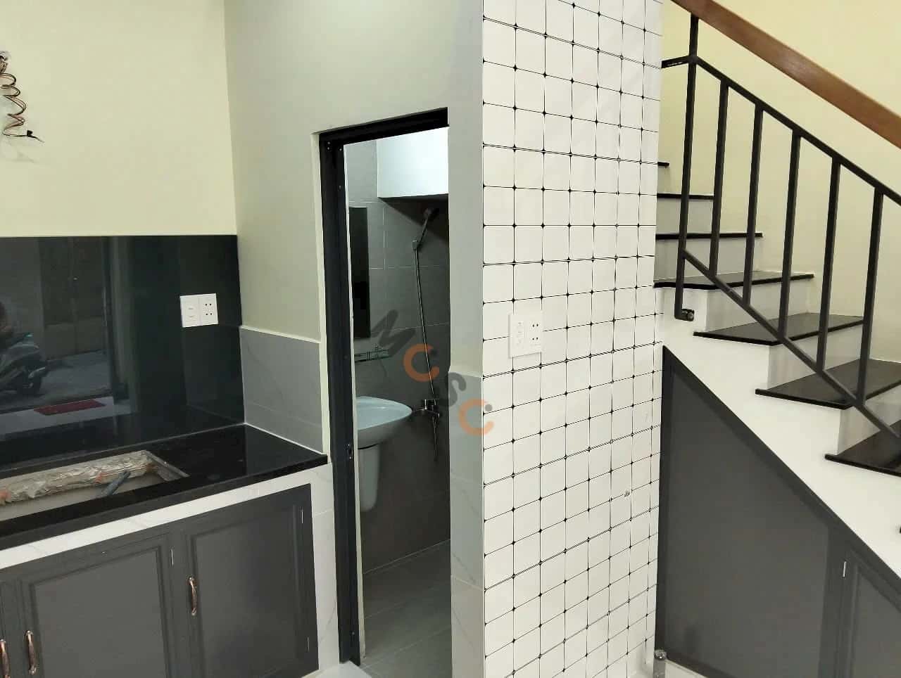 Bán nhà hẻm 107/14 Đường Lê Lư Quận Tân Phú, TP.HCM – 2 phòng ngủ, giá 3.3 tỷ — Hình 3 Bán nhà hẻm 107/14 Đường Lê Lư Quận Tân Phú, TP.HCM – 2 phòng ngủ, giá 3.3 tỷ — Hình 3