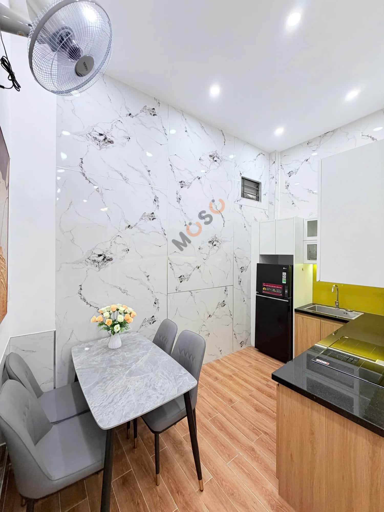 Bán nhà hẻm 266/33 Hoàng Diệu Quận Hải Châu, TP. Đà Nẵng – 3 phòng ngủ, giá 4 tỷ — Hình 3 Bán nhà hẻm 266/33 Hoàng Diệu Quận Hải Châu, TP. Đà Nẵng – 3 phòng ngủ, giá 4 tỷ — Hình 3