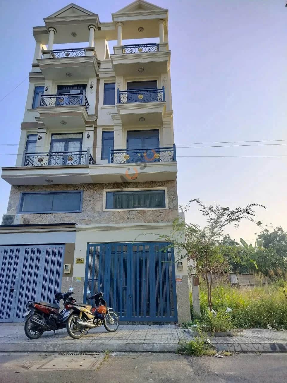 Bán nhà hẻm 876/31 Đường Hà Huy Giáp Quận 12, TP.HCM – 4 phòng ngủ, giá 5.9 tỷ Bán nhà hẻm 876/31 Đường Hà Huy Giáp Quận 12, TP.HCM – 4 phòng ngủ, giá 5.9 tỷ