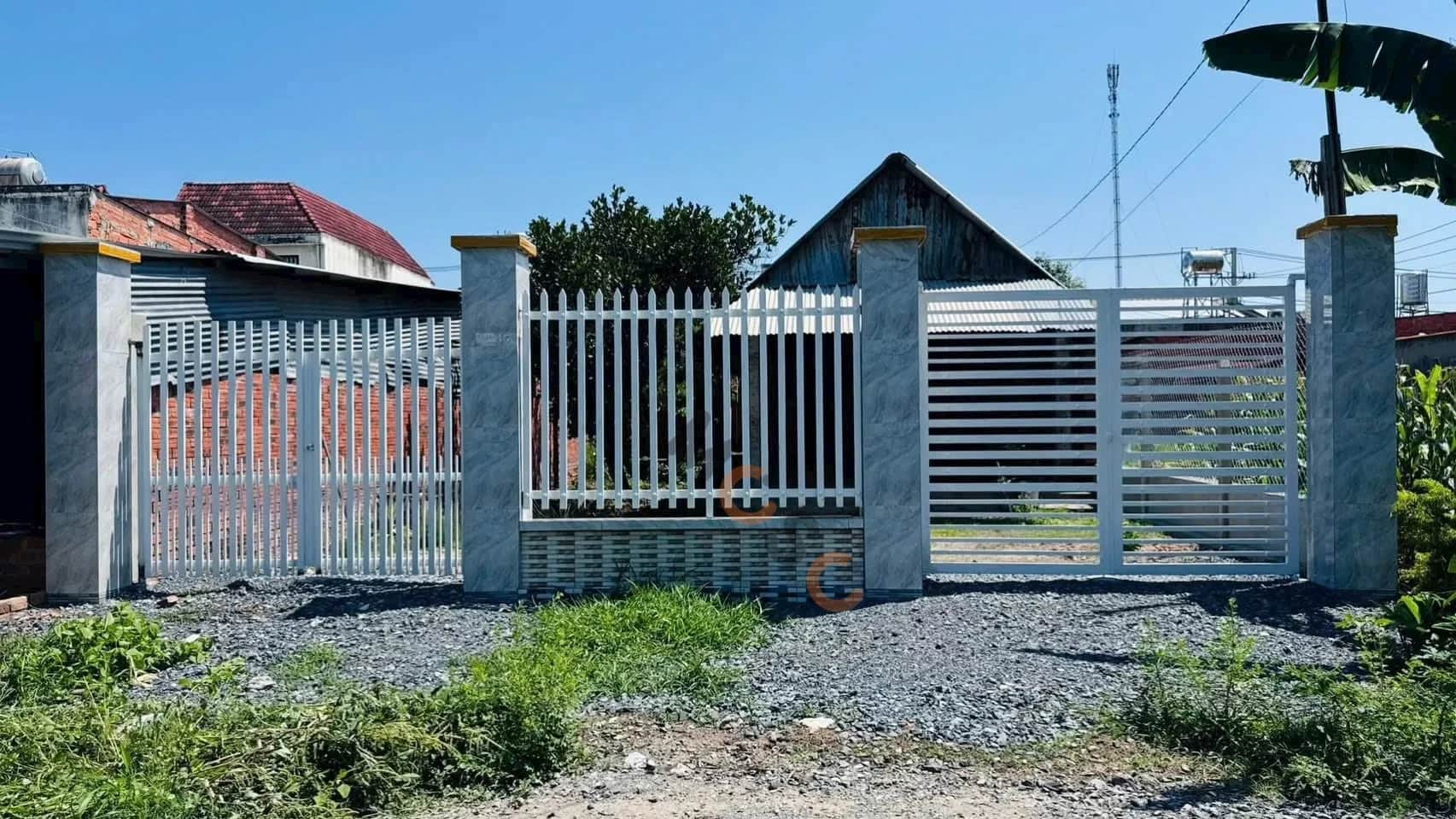 Bán nhà hẻm Khu phố Tường Lưu Thị xã Hòa Thành, Tây Ninh – 1 phòng ngủ, giá 1.5 tỷ Bán nhà hẻm Khu phố Tường Lưu Thị xã Hòa Thành, Tây Ninh – 1 phòng ngủ, giá 1.5 tỷ