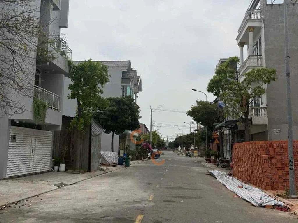 Bán đất đường D1 Thành phố Dĩ An, Bình Dương – giá 3.8 tỷ — Hình 3 Bán đất đường D1 Thành phố Dĩ An, Bình Dương – giá 3.8 tỷ — Hình 3