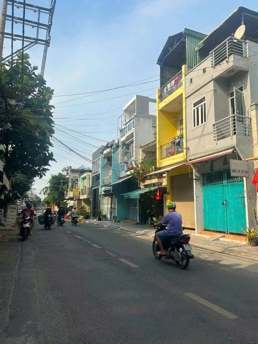 Bán nhà hẻm Miếu Bình Đông Quận Bình Tân, TP.HCM – 2 phòng ngủ, giá 3.8 tỷ — Hình 2 Bán nhà hẻm Miếu Bình Đông Quận Bình Tân, TP.HCM – 2 phòng ngủ, giá 3.8 tỷ — Hình 2