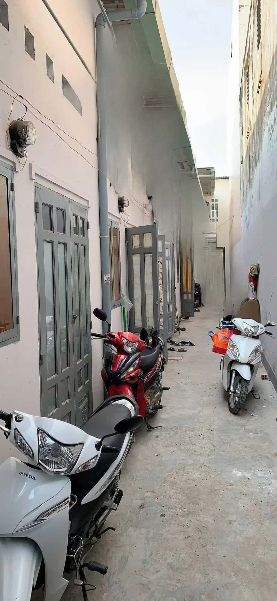 Bán nhà mặt tiền đường DT 743C, khu dân cư 550 Thành phố Thuận An, Bình Dương – 9 phòng ngủ, giá 9.3 tỷ — Hình 3 Bán nhà mặt tiền đường DT 743C, khu dân cư 550 Thành phố Thuận An, Bình Dương – 9 phòng ngủ, giá 9.3 tỷ — Hình 3