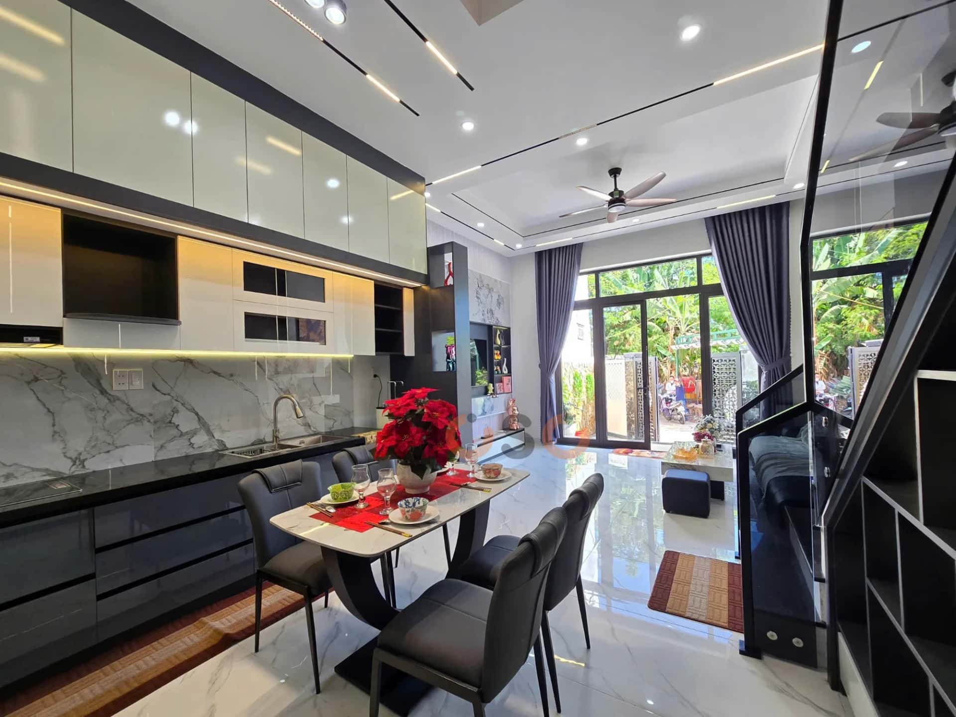 Bán nhà mặt tiền Tô Hiệu Quận Liên Chiểu, TP. Đà Nẵng – 3 phòng ngủ, giá 6.5 tỷ — Hình 3 Bán nhà mặt tiền Tô Hiệu Quận Liên Chiểu, TP. Đà Nẵng – 3 phòng ngủ, giá 6.5 tỷ — Hình 3