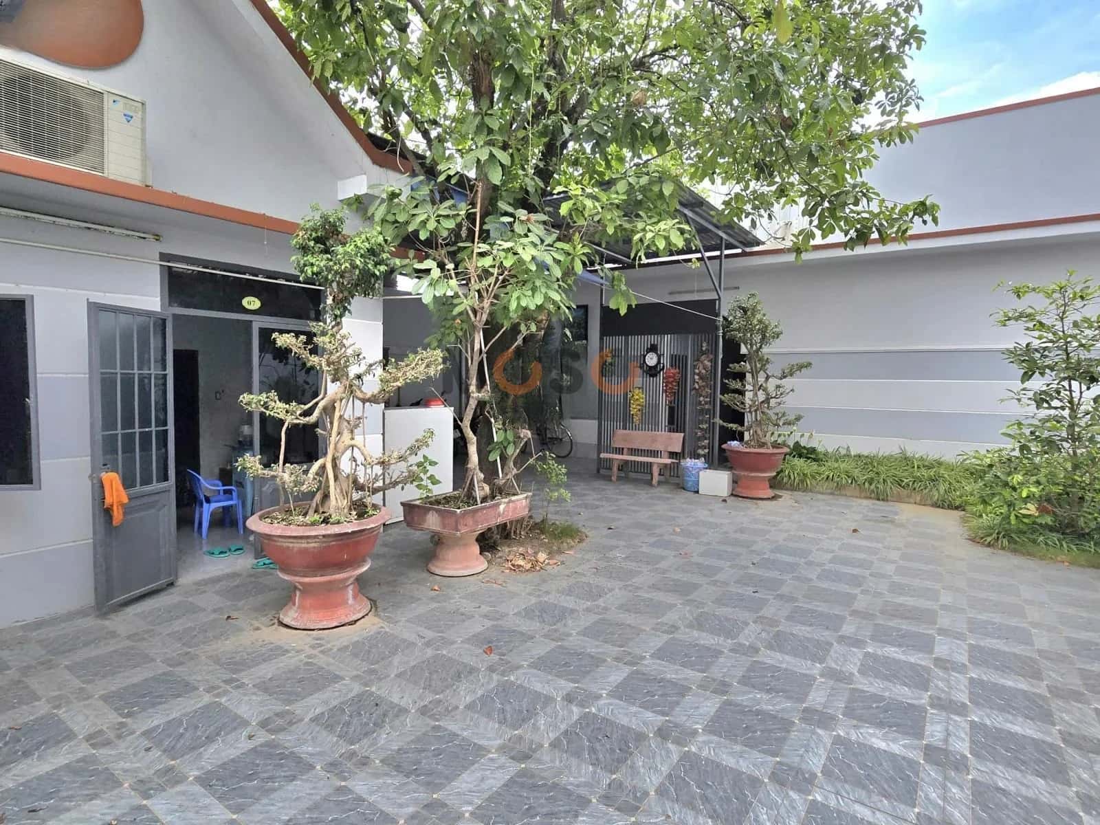 Bán nhà hẻm Quốc lộ 11A Huyện Diên Khánh, Khánh Hòa – 7 phòng ngủ, giá 5.3 tỷ — Hình 2 Bán nhà hẻm Quốc lộ 11A Huyện Diên Khánh, Khánh Hòa – 7 phòng ngủ, giá 5.3 tỷ — Hình 2