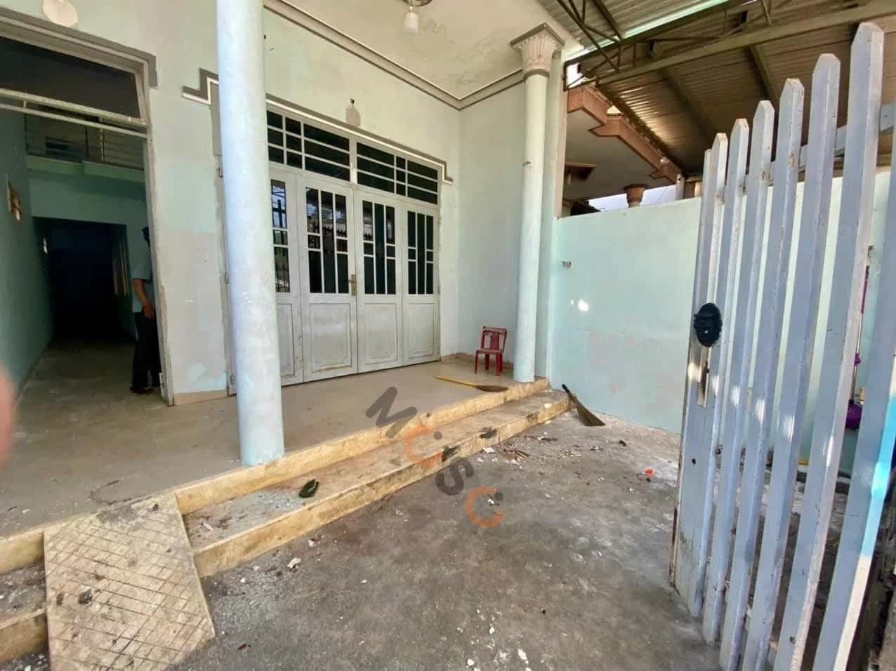 Bán nhà hẻm Phú Xương Thành phố Nha Trang, Khánh Hòa – 3 phòng ngủ, giá 4 tỷ — Hình 2 Bán nhà hẻm Phú Xương Thành phố Nha Trang, Khánh Hòa – 3 phòng ngủ, giá 4 tỷ — Hình 2