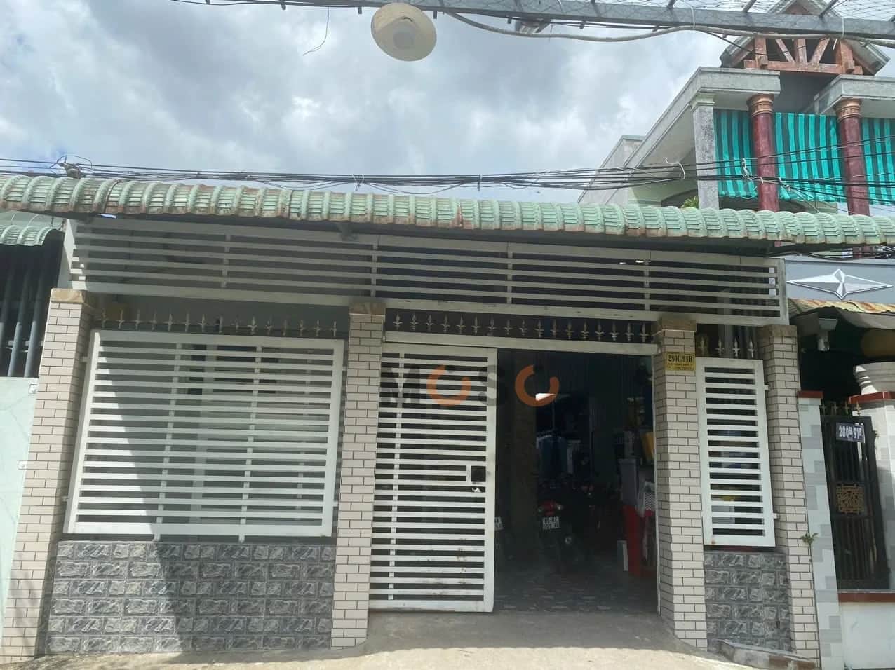 Bán nhà hẻm Nguyễn Văn Linh Quận Bình Thuỷ, TP. Cần Thơ – 4 phòng ngủ, giá 2.5 tỷ Bán nhà hẻm Nguyễn Văn Linh Quận Bình Thuỷ, TP. Cần Thơ – 4 phòng ngủ, giá 2.5 tỷ