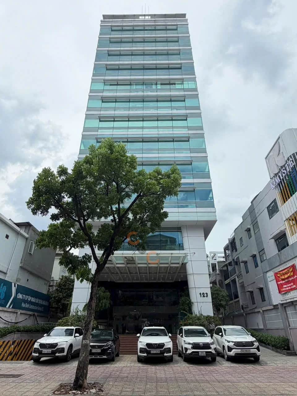 Main image Main image