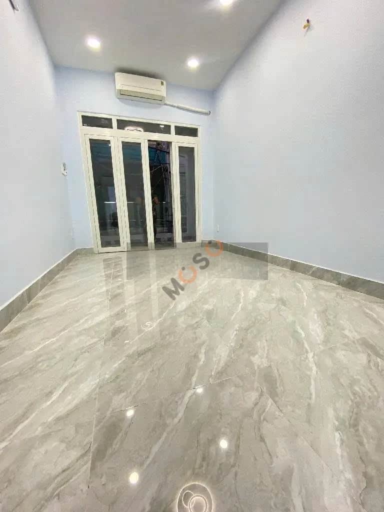 Cho thuê nhà hẻm Đường Nguyễn Chế Nghĩa Quận 8, TP.HCM – 2 phòng ngủ, giá 9 triệu Cho thuê nhà hẻm Đường Nguyễn Chế Nghĩa Quận 8, TP.HCM – 2 phòng ngủ, giá 9 triệu