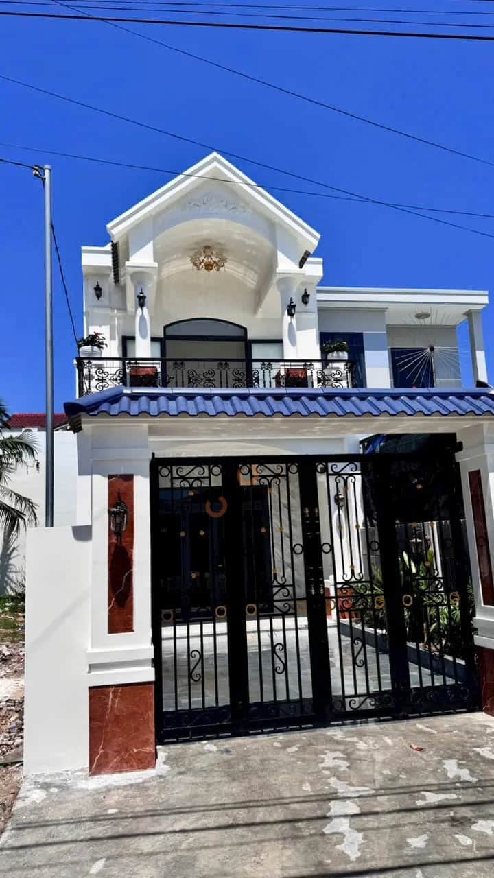 Bán nhà mặt tiền đường Hương Lộ 45, thôn 4 Huyện Diên Khánh, Khánh Hòa – 3 phòng ngủ, giá 3.3 tỷ Bán nhà mặt tiền đường Hương Lộ 45, thôn 4 Huyện Diên Khánh, Khánh Hòa – 3 phòng ngủ, giá 3.3 tỷ