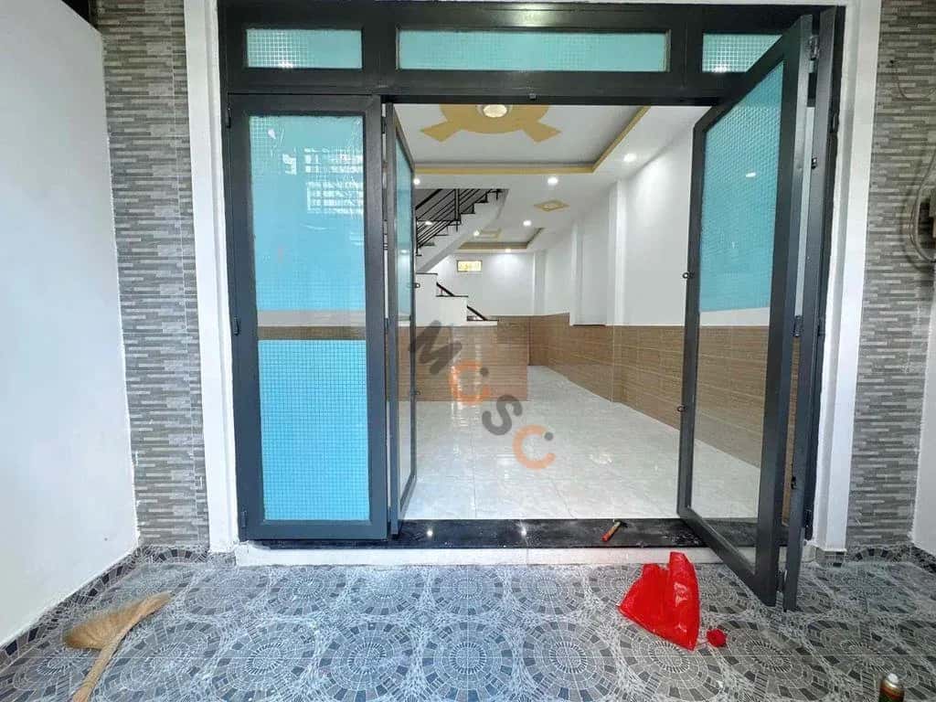 Cho thuê nhà hẻm Kênh Nước Đen Tân Phú, TP.HCM – 4 phòng ngủ, giá 16 triệu — Hình 2 Cho thuê nhà hẻm Kênh Nước Đen Tân Phú, TP.HCM – 4 phòng ngủ, giá 16 triệu — Hình 2