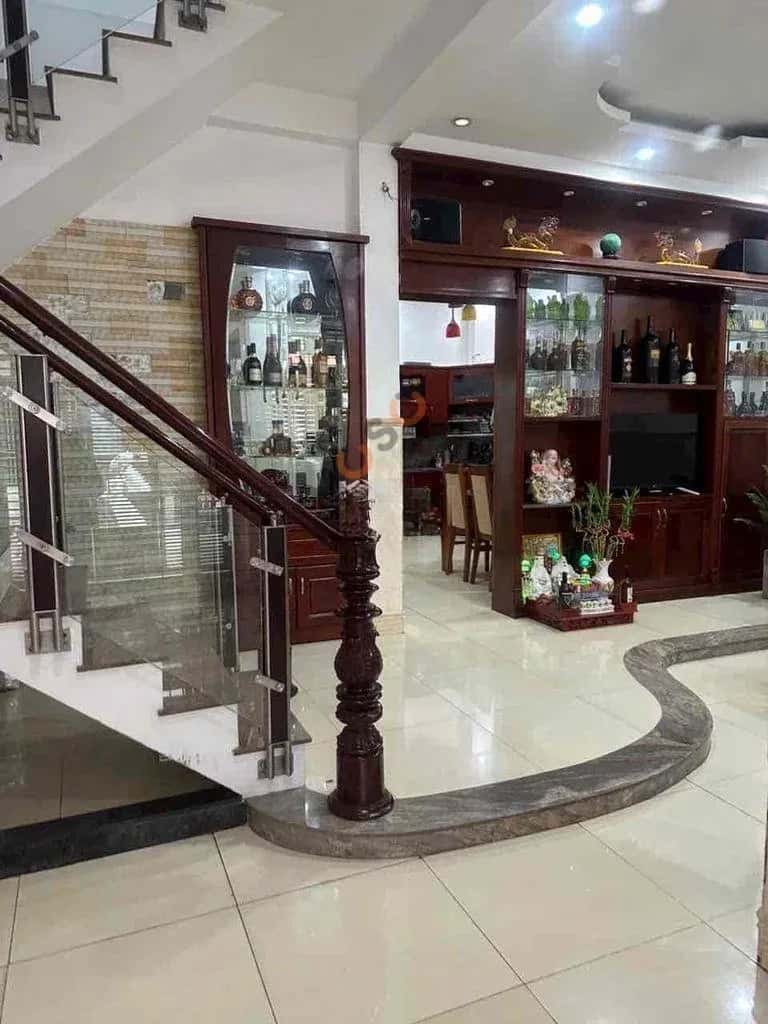Cho thuê nhà mặt tiền Nguyễn Cửu Đàm Quận Tân Phú, TP.HCM – 3 phòng ngủ, giá 15 triệu — Hình 2 Cho thuê nhà mặt tiền Nguyễn Cửu Đàm Quận Tân Phú, TP.HCM – 3 phòng ngủ, giá 15 triệu — Hình 2