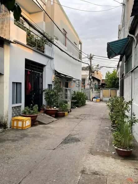 Bán nhà hẻm Thới An 05 Quận 12, TP.HCM – 2 phòng ngủ, giá 3.5 tỷ — Hình 3 Bán nhà hẻm Thới An 05 Quận 12, TP.HCM – 2 phòng ngủ, giá 3.5 tỷ — Hình 3