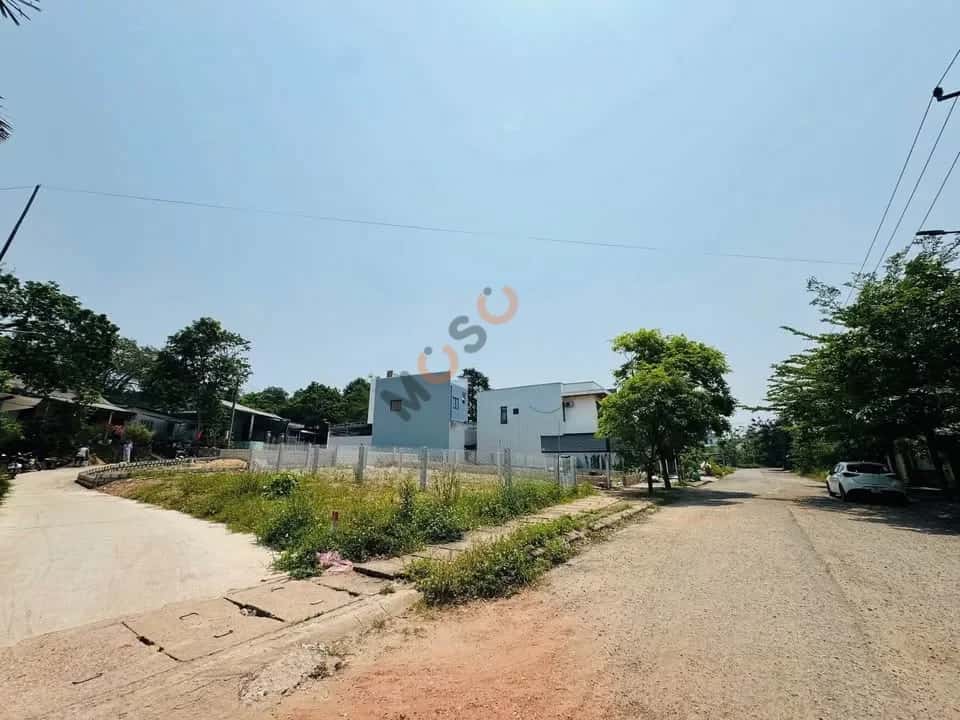Bán đất Dương Quảng Hàm Quận Thuận Hóa, TP. Huế – giá 2.4 tỷ — Hình 2 Bán đất Dương Quảng Hàm Quận Thuận Hóa, TP. Huế – giá 2.4 tỷ — Hình 2