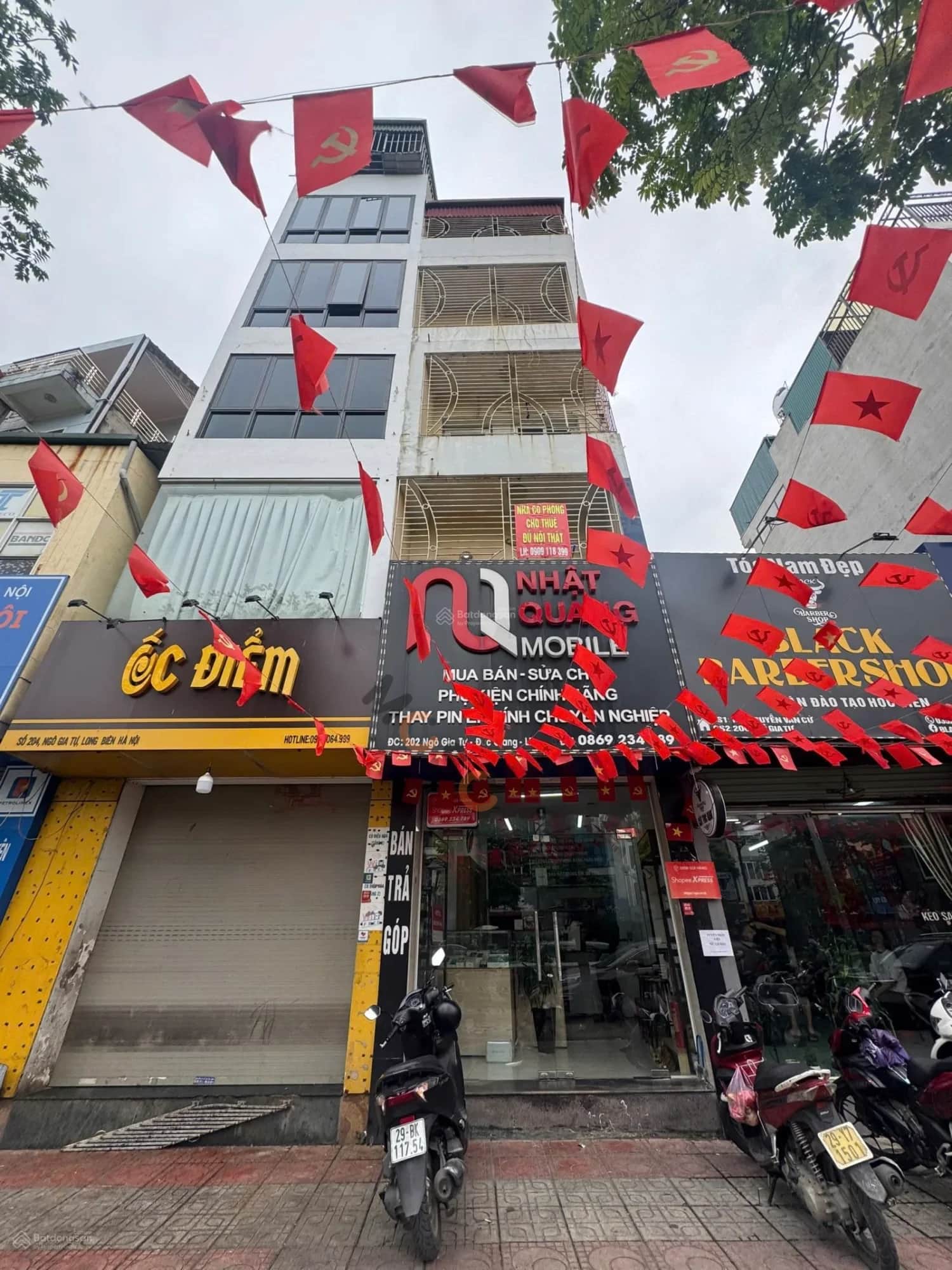 Bán nhà mặt tiền Ngô Gia Tự Quận Long Biên, TP. Hà Nội – 4 phòng ngủ, giá 16.8 tỷ Bán nhà mặt tiền Ngô Gia Tự Quận Long Biên, TP. Hà Nội – 4 phòng ngủ, giá 16.8 tỷ