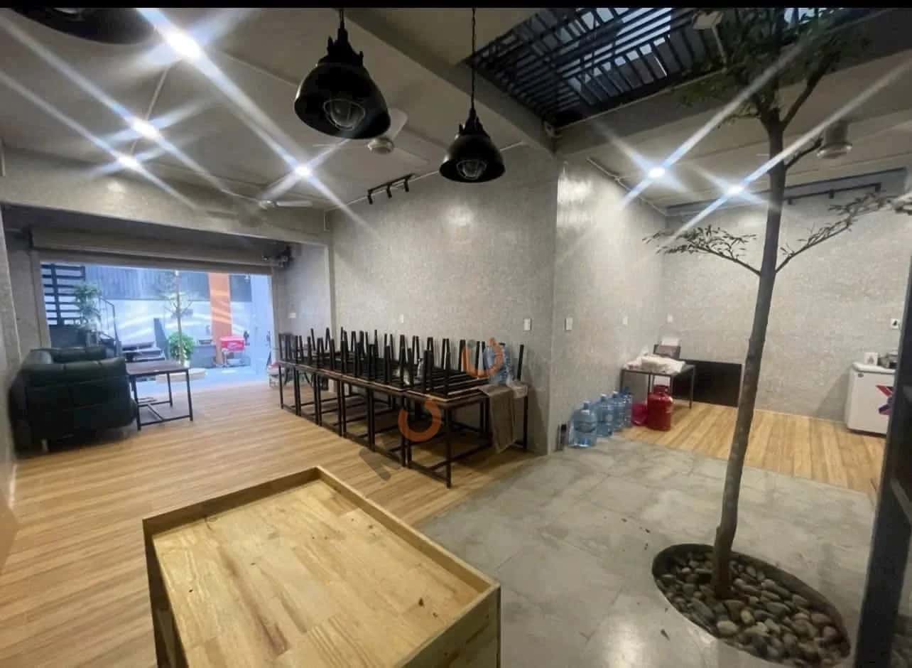 Bán nhà mặt tiền Hoàng Văn Thụ Thành phố Nha Trang, Khánh Hòa – 3 phòng ngủ, giá 14 tỷ — Hình 2 Bán nhà mặt tiền Hoàng Văn Thụ Thành phố Nha Trang, Khánh Hòa – 3 phòng ngủ, giá 14 tỷ — Hình 2