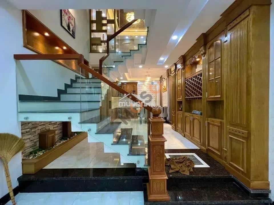 Cho thuê nhà hẻm Ðường Ðiện Biên Phủ Quận 10, TP.HCM – 4 phòng ngủ, giá 27 triệu — Hình 3 Cho thuê nhà hẻm Ðường Ðiện Biên Phủ Quận 10, TP.HCM – 4 phòng ngủ, giá 27 triệu — Hình 3