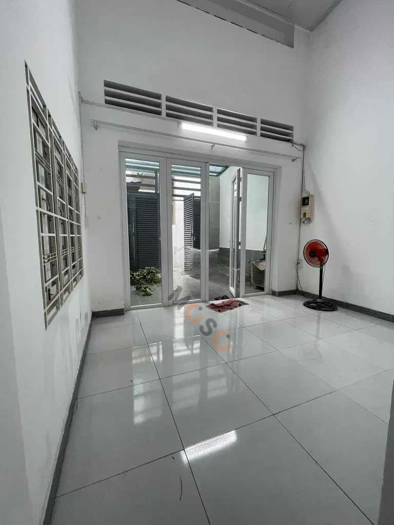Cho thuê nhà hẻm Nguyễn Hữu Tiến Quận Tân Phú, TP.HCM – 3 phòng ngủ, giá 10 triệu — Hình 2 Cho thuê nhà hẻm Nguyễn Hữu Tiến Quận Tân Phú, TP.HCM – 3 phòng ngủ, giá 10 triệu — Hình 2