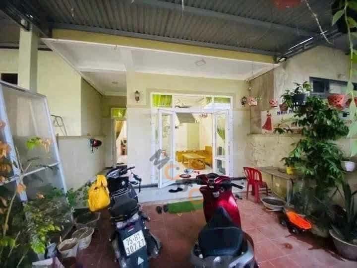 Bán nhà mặt tiền Thôn Dương Nỗ Tây Quận Thuận Hóa, TP. Huế – 1 phòng ngủ, giá 1.3 tỷ — Hình 2 Bán nhà mặt tiền Thôn Dương Nỗ Tây Quận Thuận Hóa, TP. Huế – 1 phòng ngủ, giá 1.3 tỷ — Hình 2
